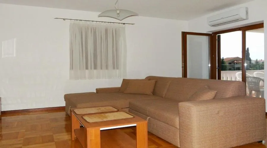 Apartment Apartman Luka Krk Town